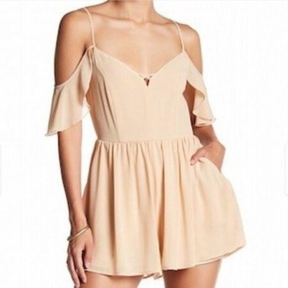 NWT HYFVE Pink Cold-Shoulder Chiffon Sweetheart Romper M - Picture 1 of 11